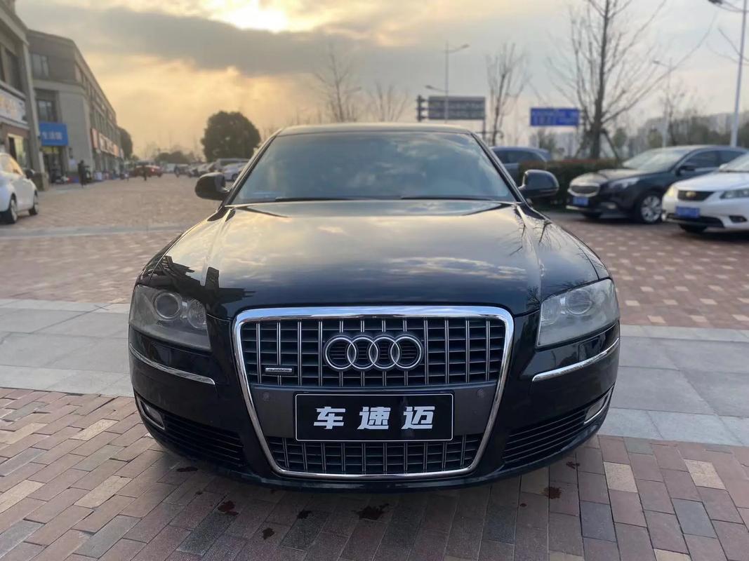 2000款奥迪a8(2000款奥迪a8出厂价格是多少)