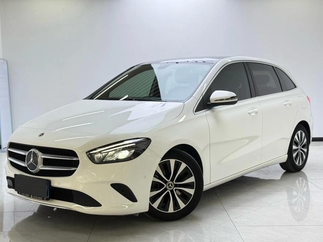 【奔驰b200最新价格2021款图片,奔驰b200报价及图片2020款】