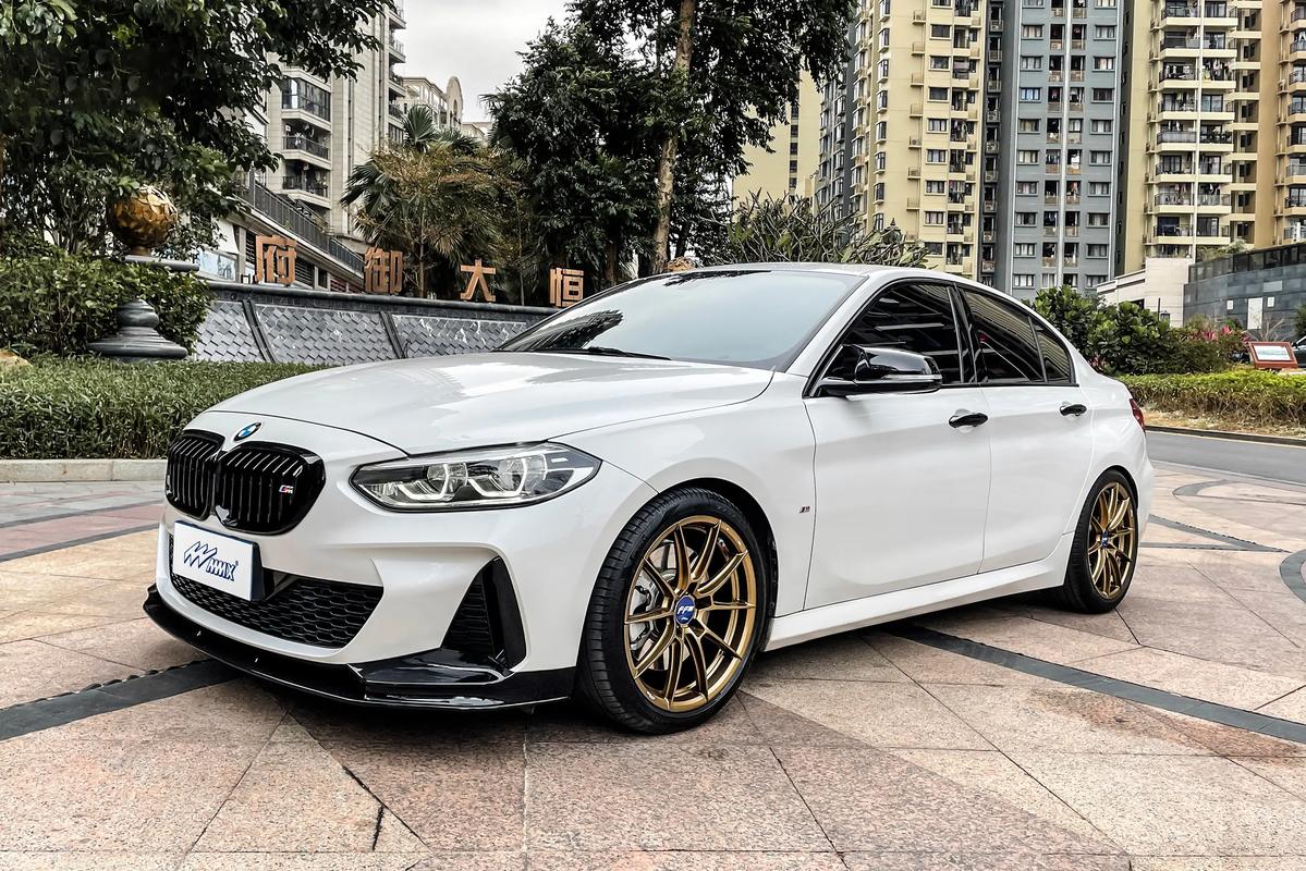 宝马1系改装案例 2021款宝马1系改装