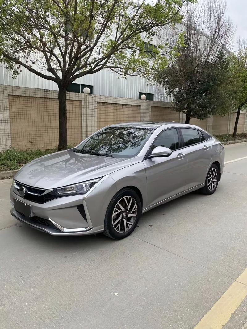 东风风神奕炫轿车／东风风神奕炫车主感受