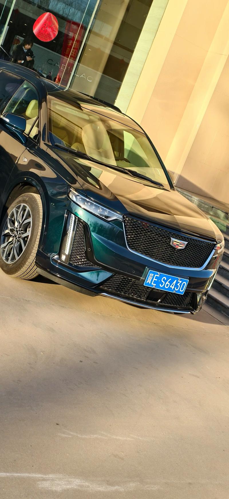 凯迪拉克六座车型(凯迪拉克 6座车)