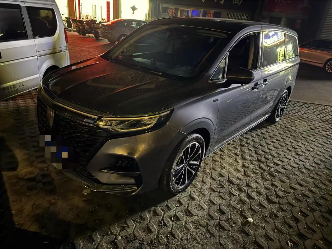 【荣威mpvimax8,荣威m7】