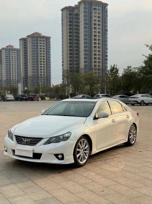 最新款丰田锐志图片(最新款丰田锐志图片大全)