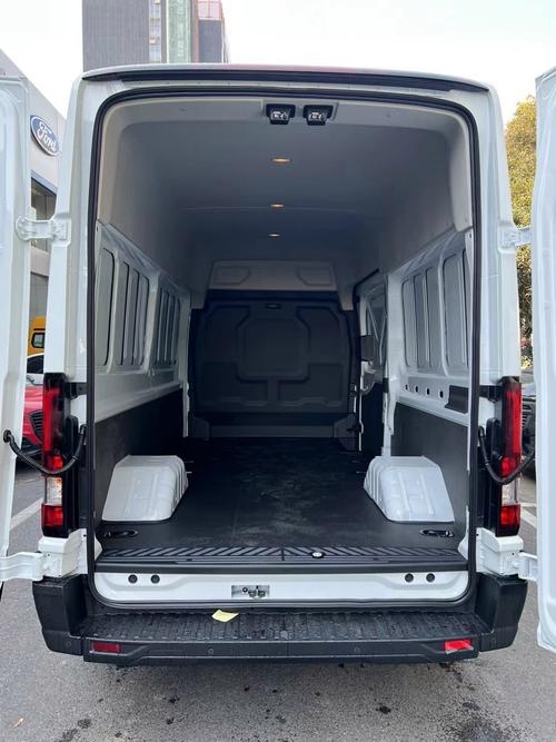 【全顺厢式货车封闭式,全顺封闭式货车报价】