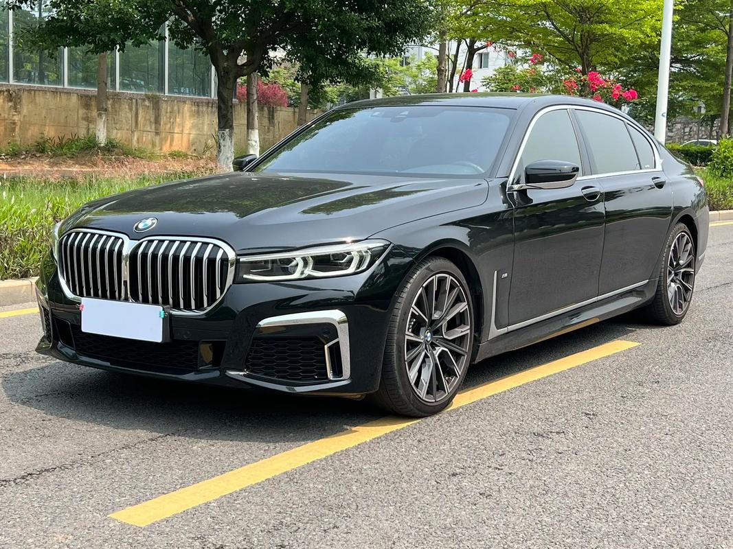 【宝马七系740图片价格21款,宝马七系740图片价格21款多少钱】