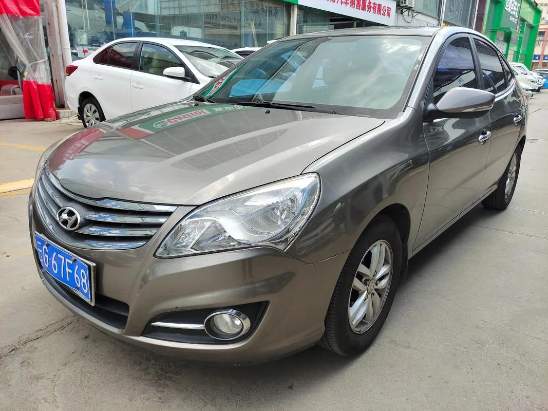 12年现代悦动/12年现代悦动整备质量多少